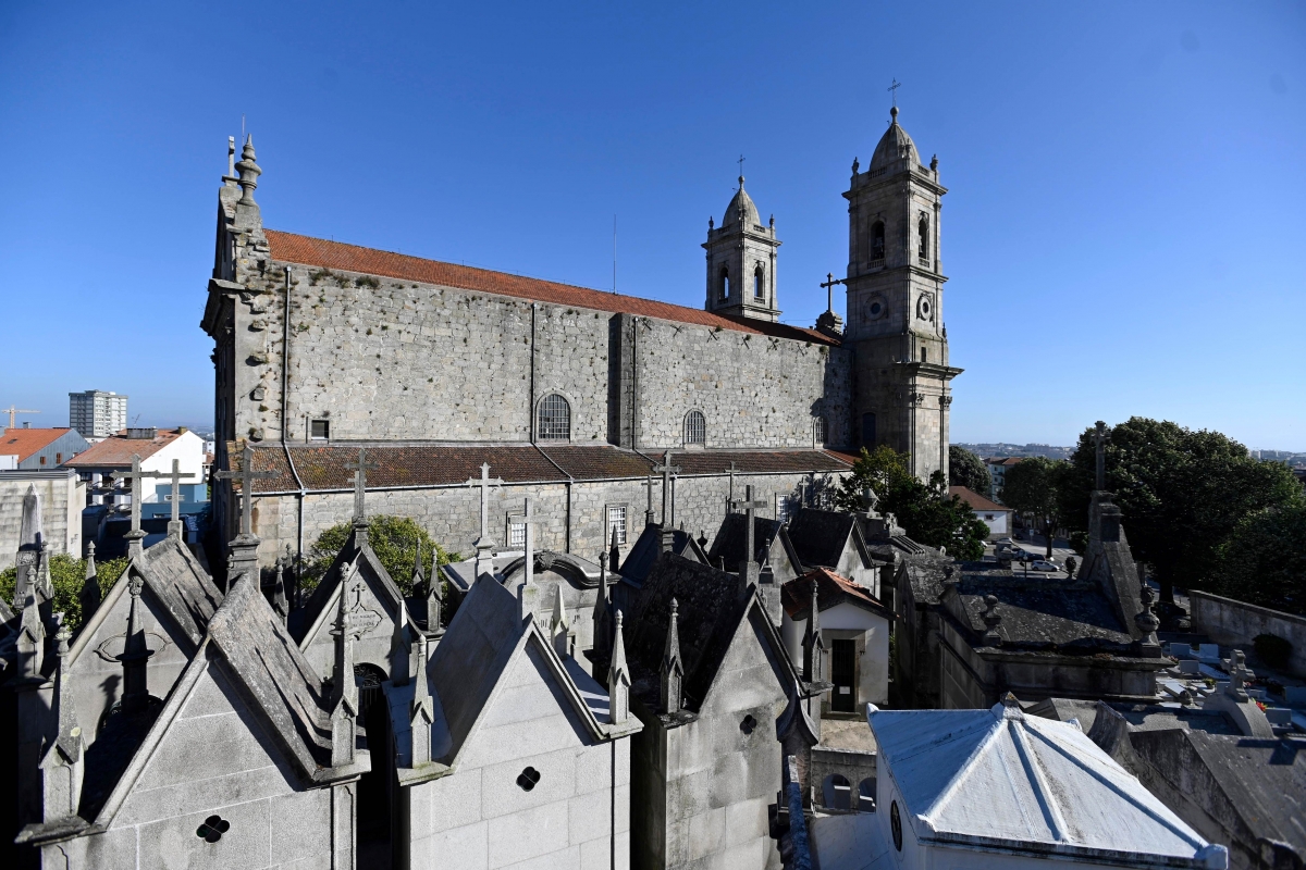 Ciclo de visitas revela os segredos do cemitério romântico da Lapa no