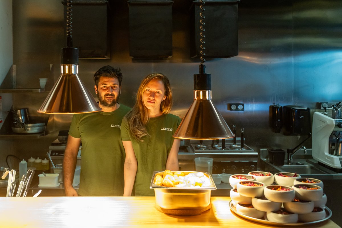 O Yuppie, em Lisboa, celebra o sonho americano com cozinha portuguesa