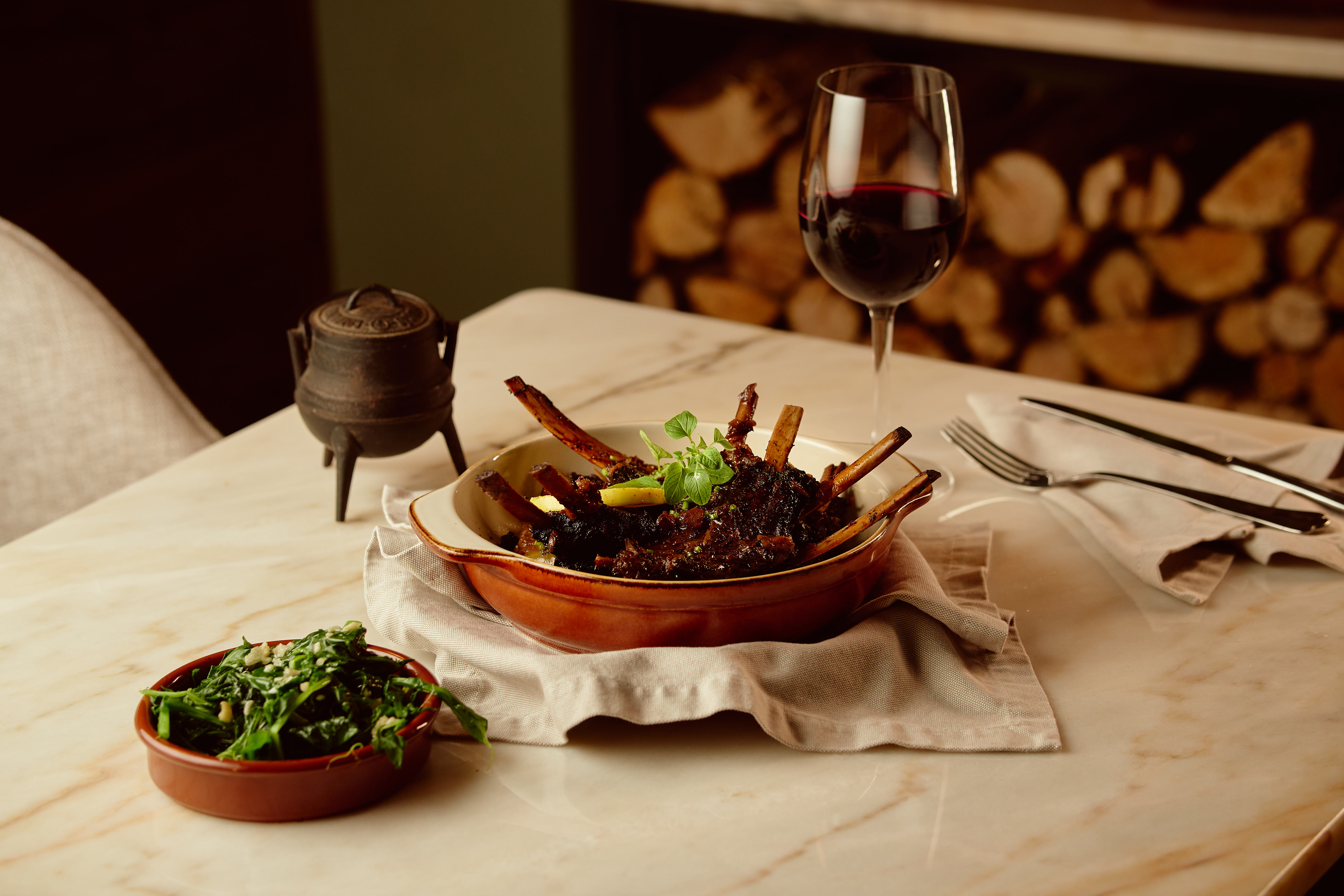 No restaurante Ólume, no Porto, há comida de fogo para homenagear o Norte