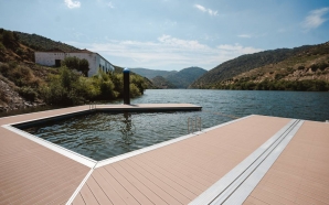 Há duas novas piscinas flutuantes no rio Douro